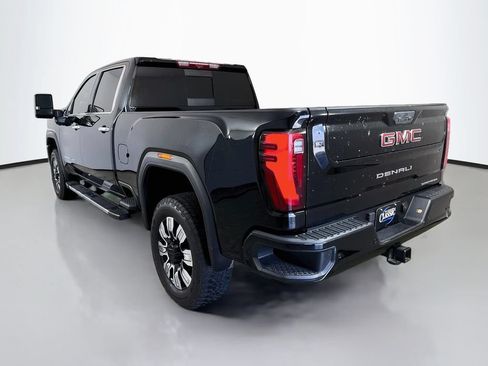 Used 2024 GMC Sierra 2500 Denali w/ Denali Reserve Package AWD/4WD image 5