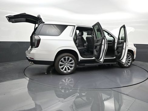 Used 2025 Chevrolet Tahoe Premier w/ Sun And Tow Package RWD image 33