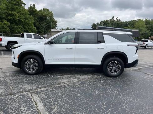 New 2026 Chevrolet Traverse LT w/ Driver Confidence Package FWD image 6