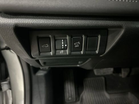 Certified 2024 Subaru Outback Limited image 17