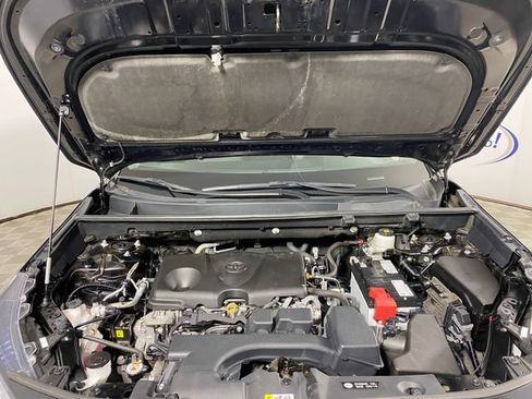 Used 2024 Toyota RAV4 XLE FWD image 22