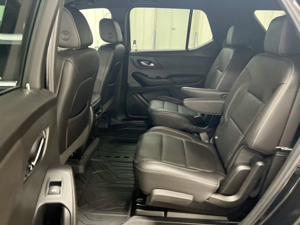 Used 2022 Chevrolet Traverse LT w/ LPO, Floor Liner Package AWD/4WD image 22