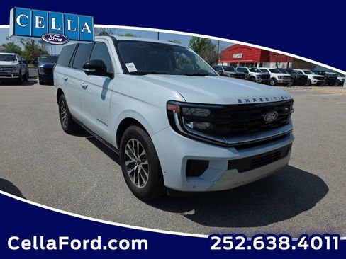 Certified 2025 Ford Expedition Platinum image 1