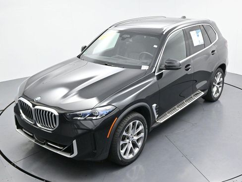 Used 2024 BMW X5 xDrive40i AWD/4WD image 44