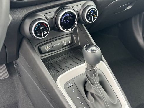 New 2026 Hyundai Venue SEL FWD image 28