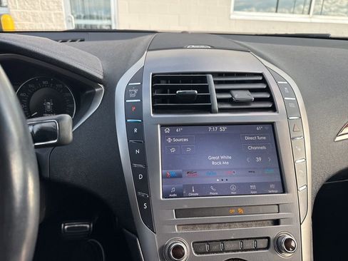 Used 2020 Lincoln MKZ Reserve w/ Monochromatic Package AWD/4WD image 10