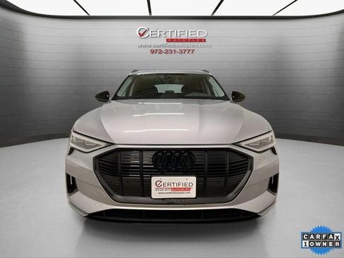 Used 2023 Audi e-tron Premium Plus image 7
