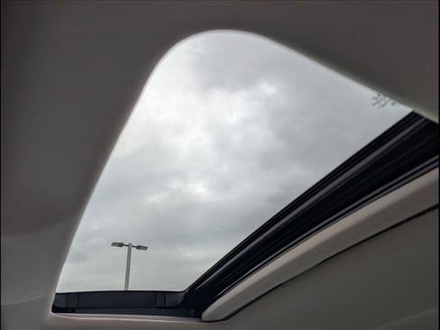 Used 2023 Honda Accord EX image 13