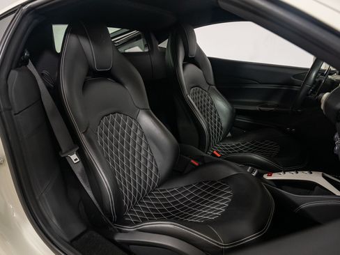 Certified 2017 Ferrari 488 GTB RWD image 24