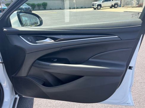 Used 2018 Buick LaCrosse Essence image 30