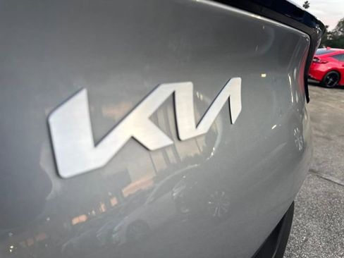 Used 2024 Kia Sportage LX image 32