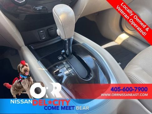 Used 2015 Nissan Rogue SL w/ SL Premium Package FWD image 26