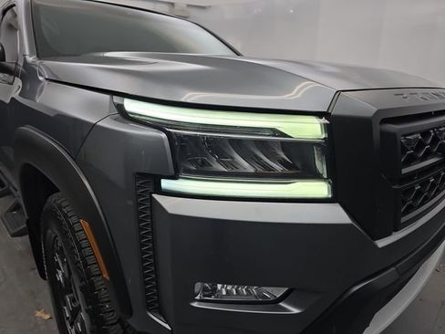 Used 2023 Nissan Frontier PRO-4X w/ Pro-4X Premium Package image 13