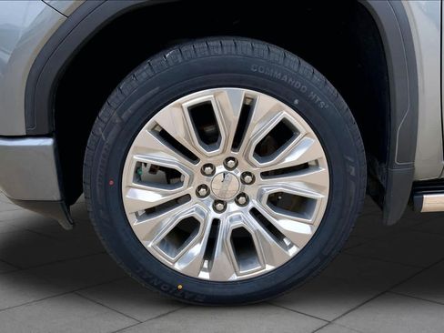 Certified 2021 GMC Sierra 1500 Denali w/ Denali Ultimate Package AWD/4WD image 11