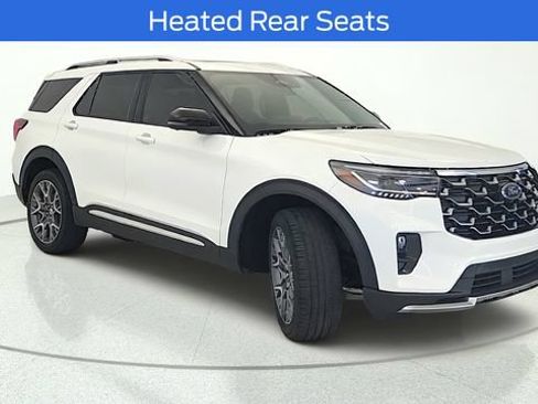 Certified 2025 Ford Explorer Platinum w/ Ultimate Package AWD/4WD image 8
