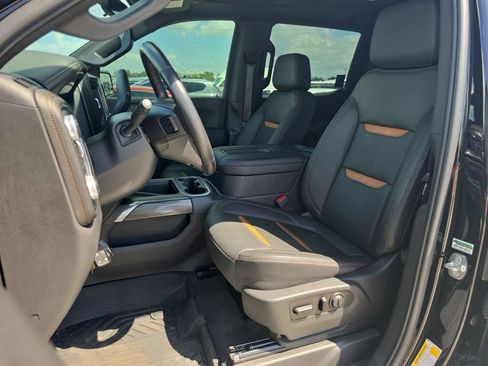 Used 2020 GMC Sierra 1500 AT4 w/ AT4 Premium Package AWD/4WD image 8