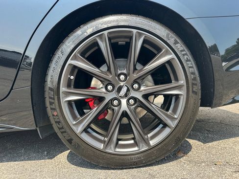 Certified 2025 Cadillac CT5 V w/ Technology Package RWD image 19