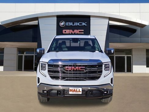 New 2026 GMC Sierra 1500 SLT RWD image 2