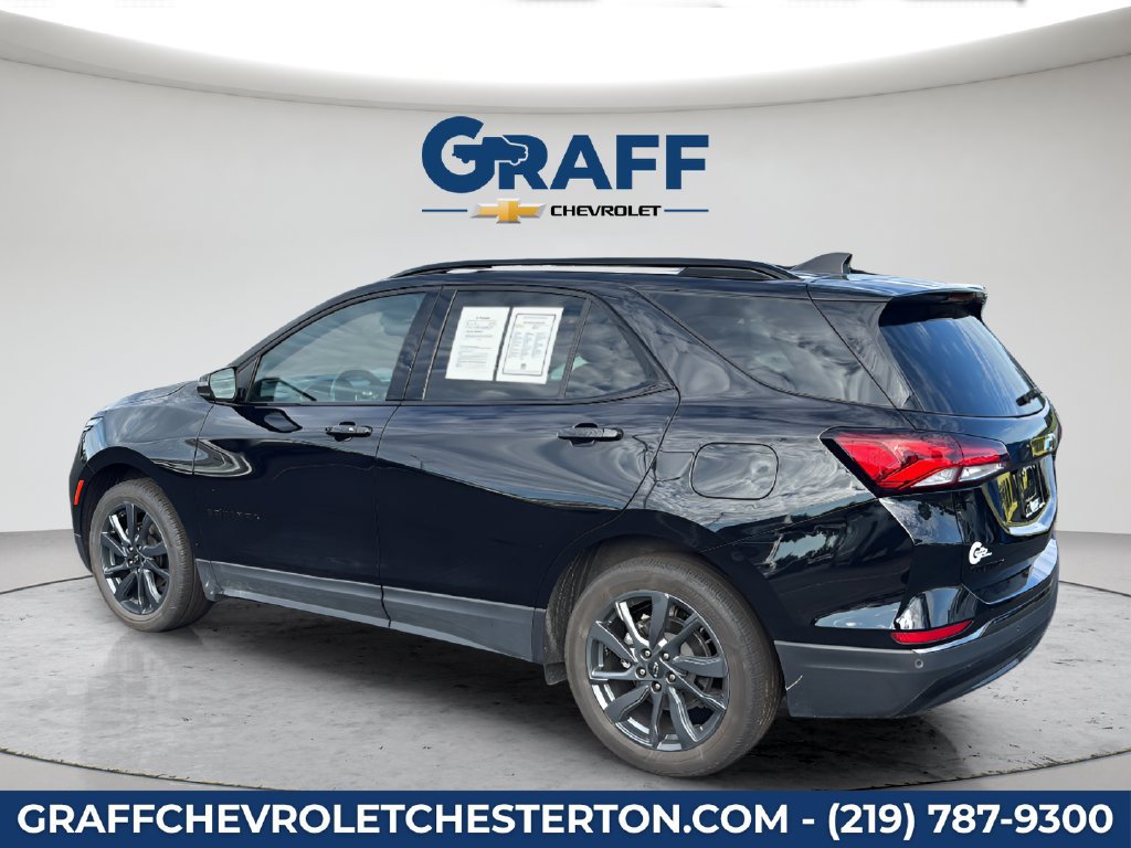 Used 2023 Chevrolet Equinox RS FWD image 4