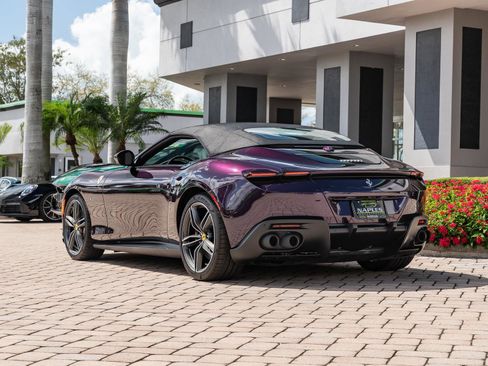 Used 2025 Ferrari Roma Spider image 27