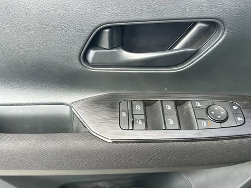 New 2026 Nissan Kicks S image 10