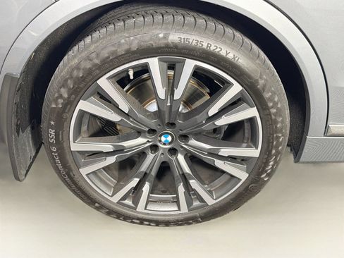 Used 2024 BMW X7 xDrive40i AWD/4WD image 37