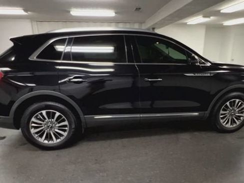 Used 2020 Lincoln Nautilus Reserve AWD/4WD image 9