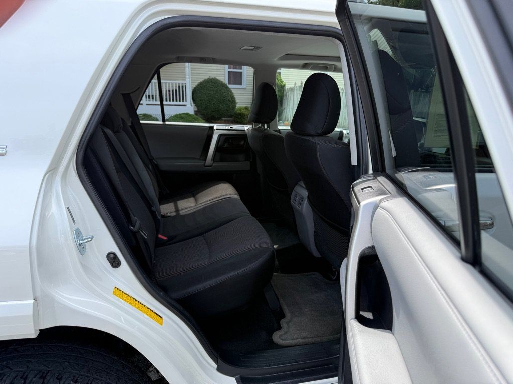 Used 2011 Toyota 4Runner SR5 w/ Trail Preferred Accessory Pkg AWD/4WD image 8