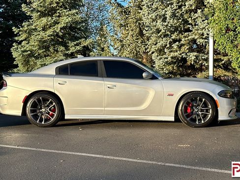 Used 2021 Dodge Charger Scat Pack w/ Plus Group image 3