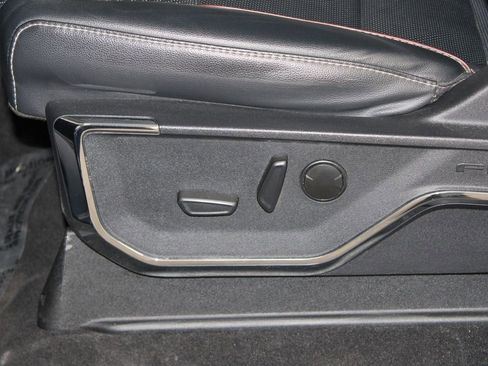 Used 2024 Ford F250 Lariat w/ Lariat Ultimate Package image 27