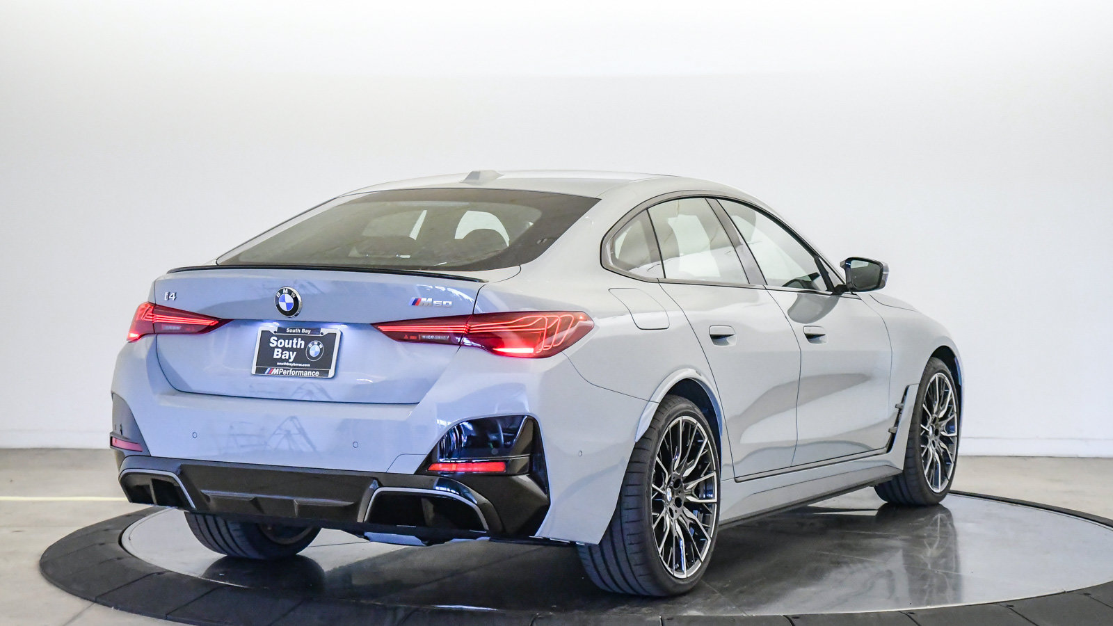 New 2026 BMW i4 M60 AWD/4WD image 5