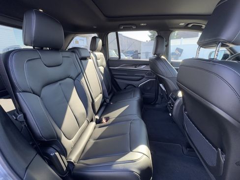 New 2026 Jeep Grand Cherokee Limited w/ Limited Altitude Package image 22