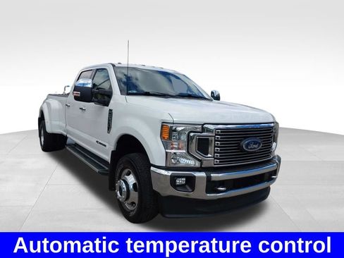 Used 2022 Ford F350 Lariat w/ Lariat Ultimate Package AWD/4WD image 6
