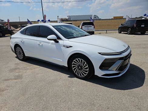 Used 2024 Hyundai Sonata SEL FWD image 10