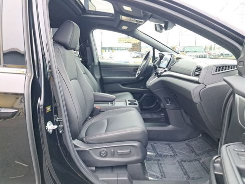 Used 2025 Honda Odyssey Sport-L image 17