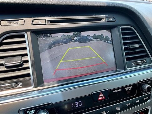 Used 2017 Hyundai Sonata Limited w/ Ultimate Package 02 FWD image 20