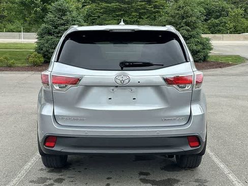 Used 2016 Toyota Highlander Limited AWD/4WD image 4