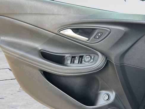 Used 2023 Buick Encore GX Select w/ Sport Touring Package AWD/4WD image 11