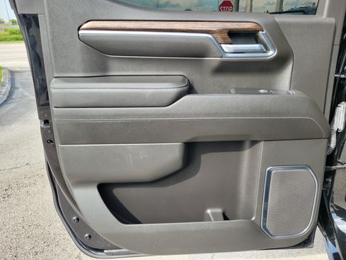 Used 2022 GMC Sierra 1500 SLE AWD/4WD image 23