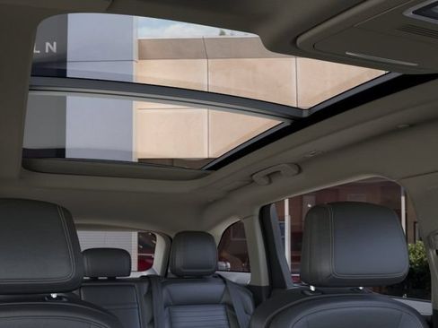 New 2024 Lincoln Nautilus Reserve w/ Equipment Group 203A AWD/4WD image 22