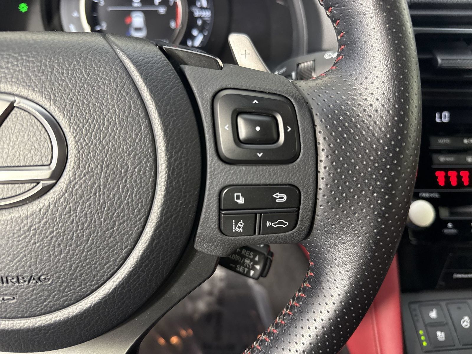 Used 2024 Lexus IS 500 RWD image 13