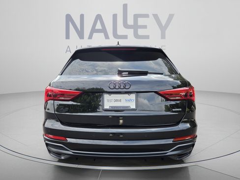 Used 2021 Audi Q3 2.0T Premium w/ Convenience Package AWD/4WD image 4