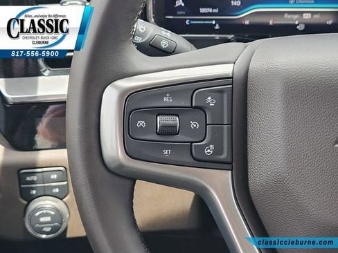 Used 2024 Chevrolet Silverado 2500 LTZ w/ LTZ Convenience Package AWD/4WD image 27