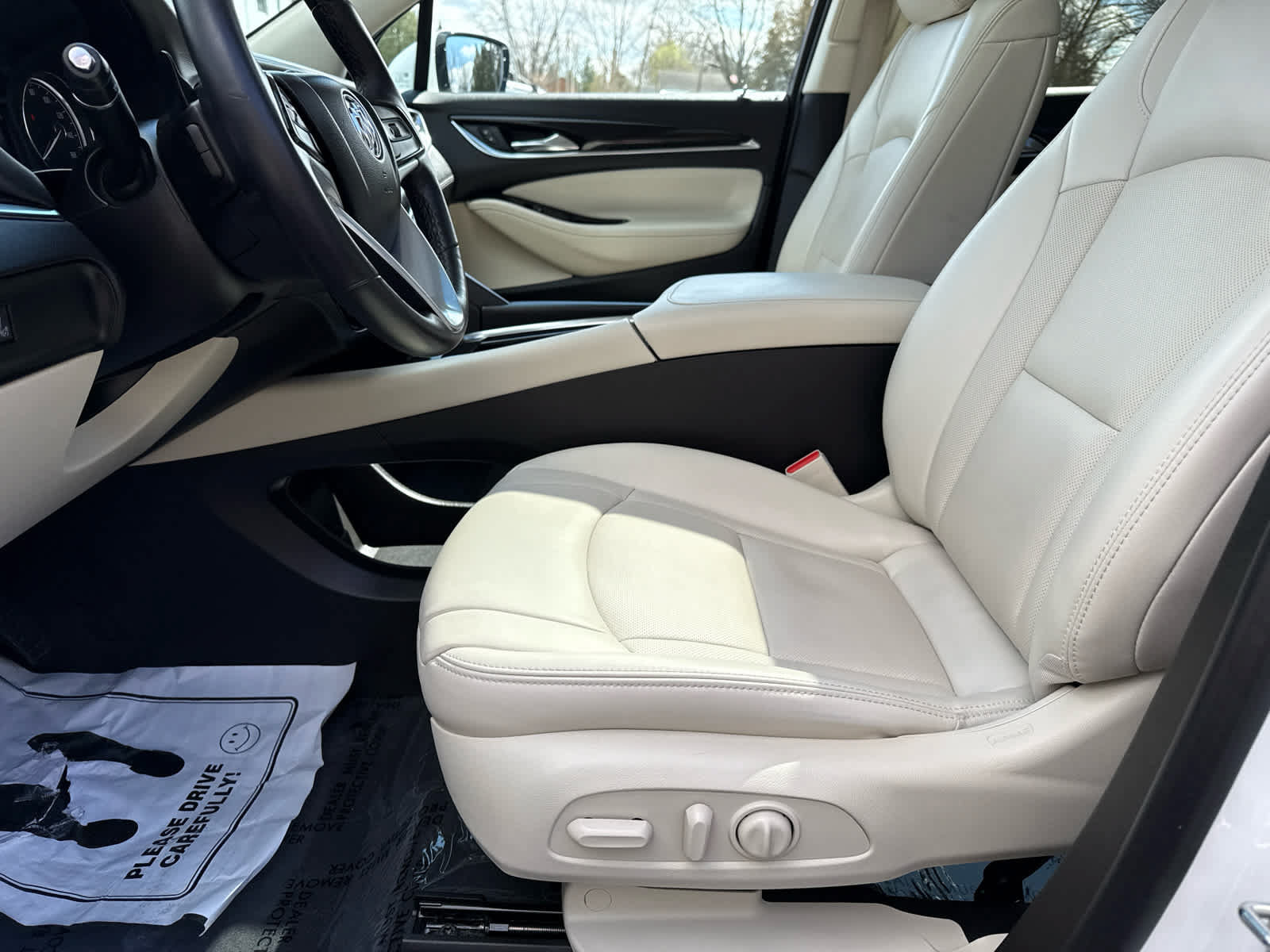 Used 2023 Buick Enclave Essence w/ Experience Buick Package AWD/4WD image 11