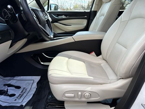 Used 2023 Buick Enclave Essence w/ Experience Buick Package image 11