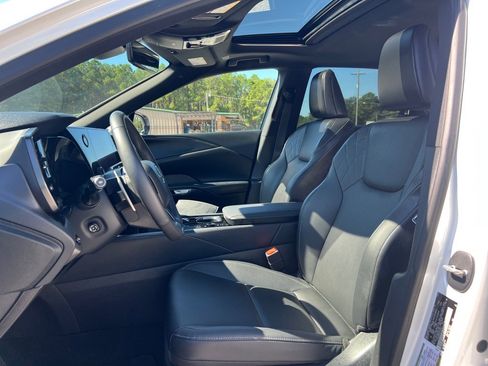 Used 2024 Lexus RX 350 FWD image 21