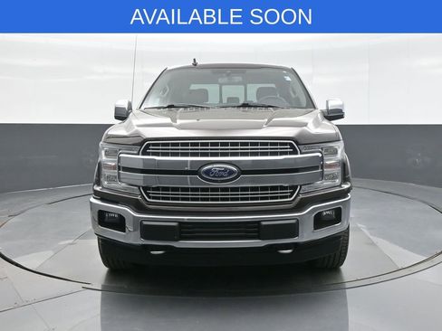 Used 2018 Ford F150 Lariat w/ Equipment Group 502A Luxury image 2