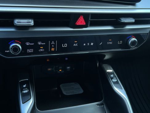 New 2026 Kia Sorento S FWD image 26