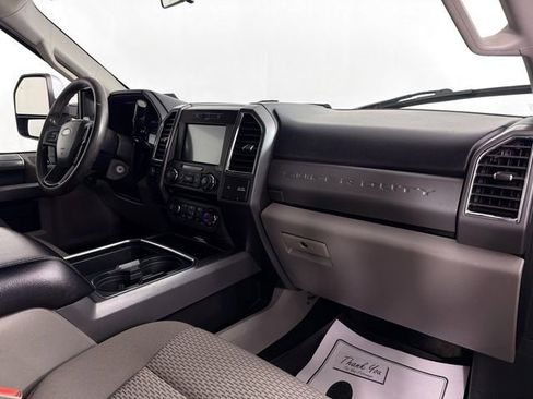 Used 2018 Ford F250 XLT w/ XLT Premium Package image 28