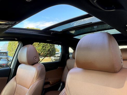 Used 2019 Kia Sorento SX image 21